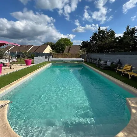 Dans Avec Piscine Roézé-sur-Sarthe