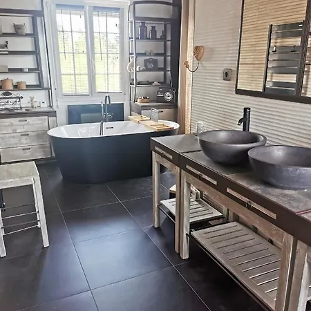 ゲストハウス Dans Avec Piscine