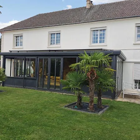 Dans Avec Piscine ゲストハウス Roézé-sur-Sarthe