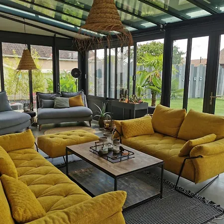 Dans Avec Piscine ゲストハウス Roézé-sur-Sarthe