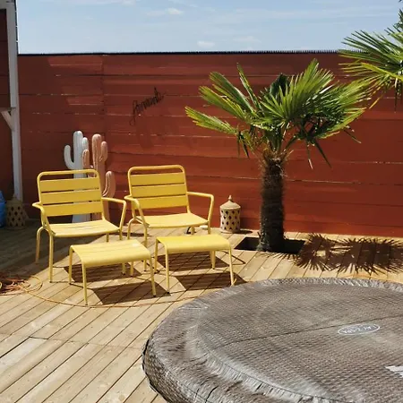 ゲストハウス Dans Avec Piscine Roézé-sur-Sarthe