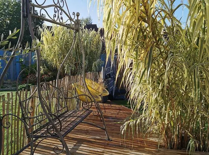 Dans Avec Piscine 게스트하우스 Roeze-sur-Sarthe